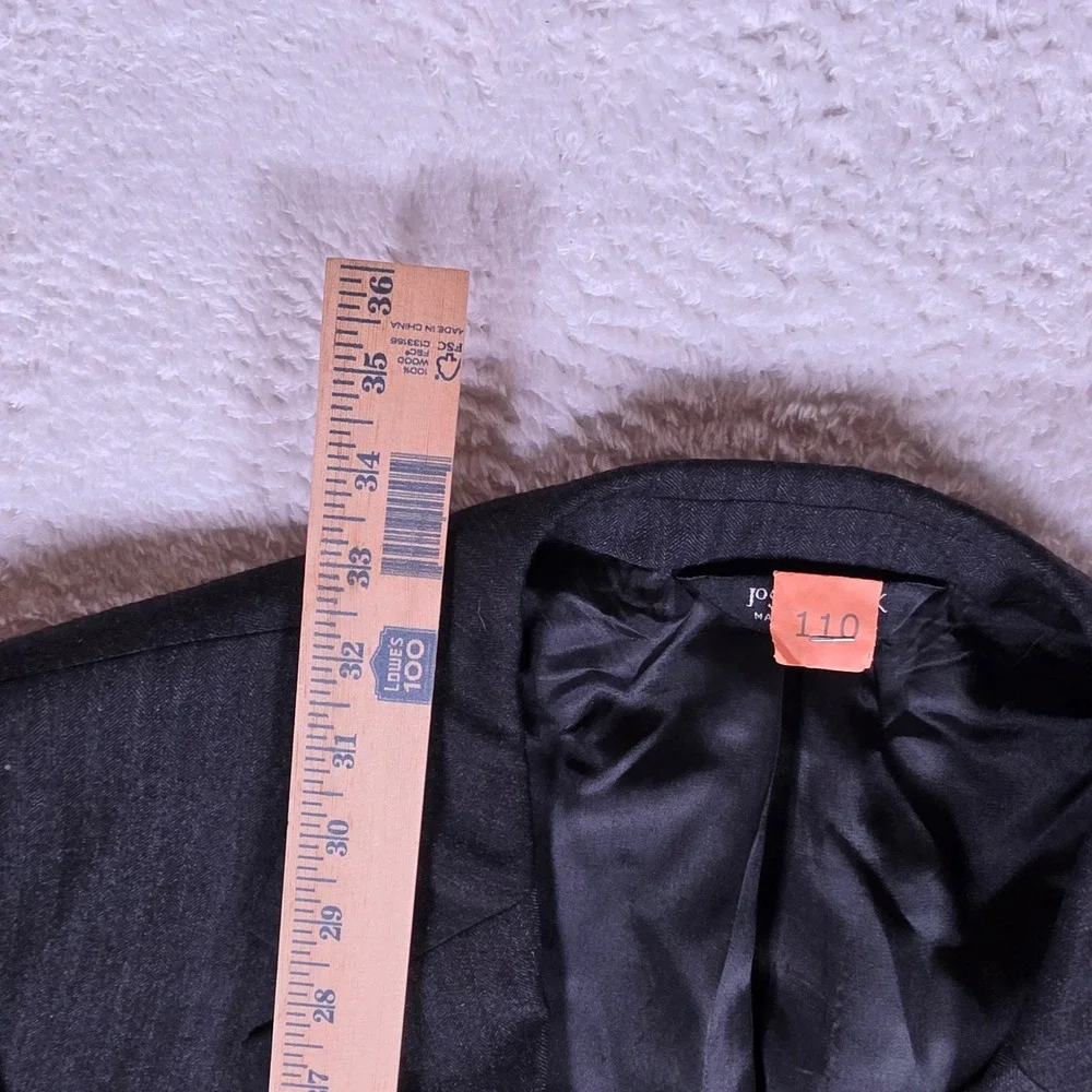 Jos A Bank Sport Coat Mens 46R Charcoal Gray Wool Cashmere Herringbone Blazer